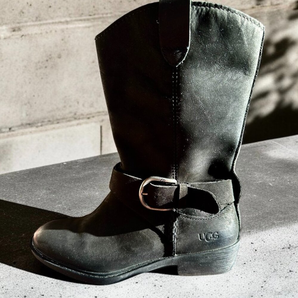 Ugg Reeza Western Black Suede Leather boots Women's Size 6.5